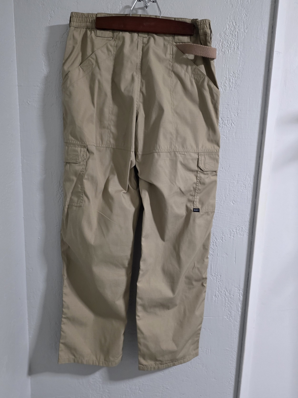 5.11 Tactical Men's Cargo Pants - Tan Size 34x32 Heavy Duty Workwear - Picture 2 of 7